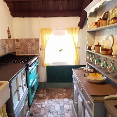 Charming Thatched Holiday With Beach View Lettermacaward